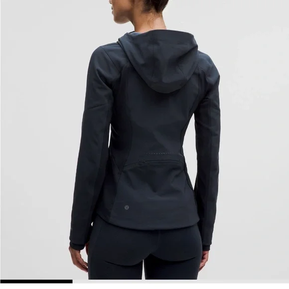 lululemon Hooded Jacket 2 black zip cross chill performance - Picture 2 of 7